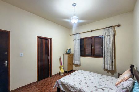 Casa para alugar com 190m², 5 quartos e 10 vagas Casa para alugar com 190m², 5 quartos e 10 vagasSuite