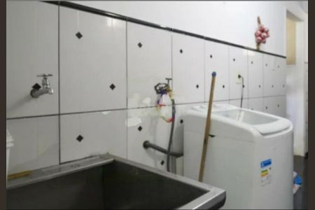 Casa à venda com 3 quartos, 120m² em Vila Inglesa, São Paulo