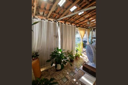Casa à venda com 120m², 3 quartos e 2 vagas