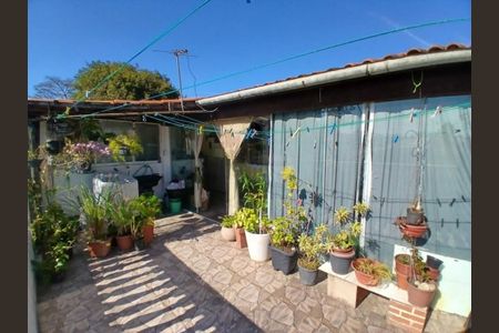 Casa à venda com 120m², 3 quartos e 2 vagas