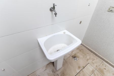 Casa à venda com 76m², 2 quartos e 1 vaga Casa à venda com 76m², 2 quartos e 1 vagaÁrea de Serviço