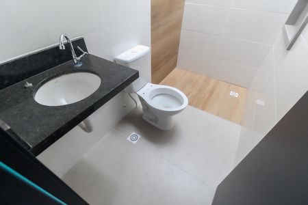 Casa à venda com 76m², 2 quartos e 1 vaga Casa à venda com 76m², 2 quartos e 1 vagaBanheiro da Suíte 2