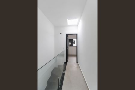 Casa à venda com 76m², 2 quartos e 1 vaga Casa à venda com 76m², 2 quartos e 1 vagaCorredor