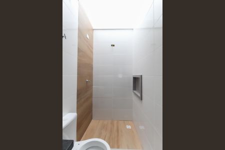 Casa à venda com 76m², 2 quartos e 1 vaga Casa à venda com 76m², 2 quartos e 1 vagaBanheiro da Suíte 2