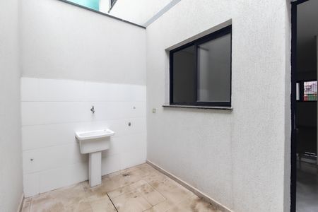 Casa à venda com 76m², 2 quartos e 1 vaga Casa à venda com 76m², 2 quartos e 1 vagaÁrea de Serviço