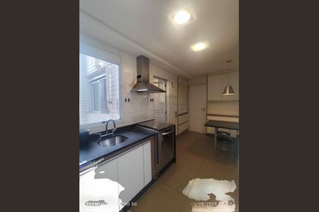 Apartamento à venda com 136m², 3 quartos e 2 vagas