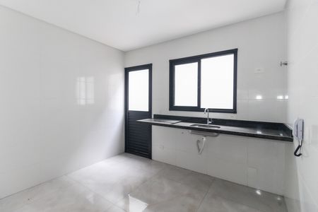 Casa à venda com 76m², 2 quartos e 1 vagaCozinha