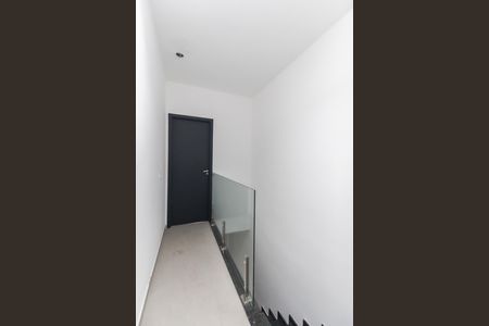 Casa à venda com 76m², 2 quartos e 1 vagaCorredor