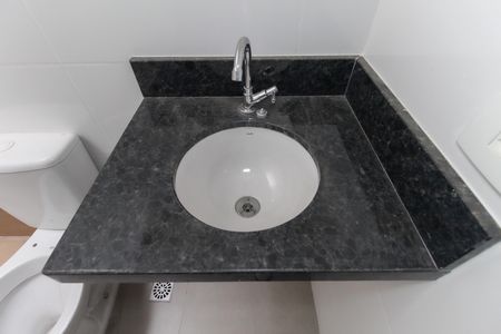 Casa à venda com 76m², 2 quartos e 1 vagaBanheiro da Suíte 2