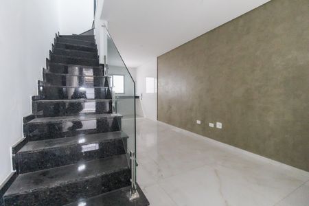 Casa à venda com 76m², 2 quartos e 1 vagaSala