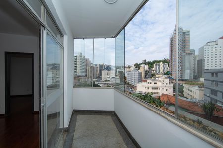 Apartamento para alugar com 55m², 1 quarto e 1 vaga Apartamento para alugar com 55m², 1 quarto e 1 vagaVARANDA
