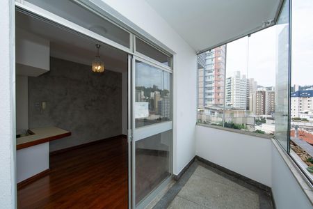 Apartamento para alugar com 55m², 1 quarto e 1 vaga Apartamento para alugar com 55m², 1 quarto e 1 vagaVARANDA