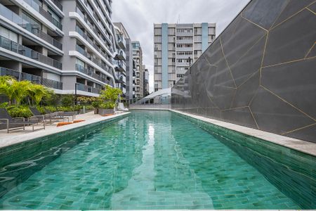Apartamento à venda com 40m², 1 quarto e 1 vaga Apartamento à venda com 40m², 1 quarto e 1 vagaPiscina