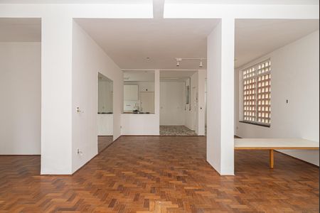 Apartamento à venda com 140m², 1 quarto e sem vaga Apartamento à venda com 140m², 1 quarto e sem vagaSala