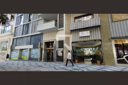 Apartamento à venda com 140m², 1 quarto e sem vaga Apartamento à venda com 140m², 1 quarto e sem vagaFachada