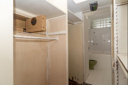 Apartamento à venda com 140m², 1 quarto e sem vaga Apartamento à venda com 140m², 1 quarto e sem vagaSuíte - Closet