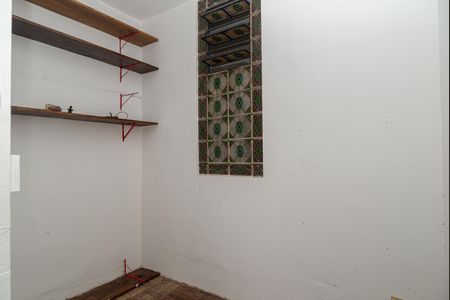 Apartamento à venda com 140m², 1 quarto e sem vaga Apartamento à venda com 140m², 1 quarto e sem vagaQuarto de Serviço
