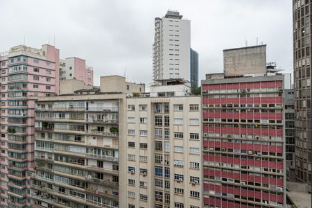 Apartamento à venda com 140m², 1 quarto e sem vaga Apartamento à venda com 140m², 1 quarto e sem vagaVista da Varanda da Sala e da Suíte