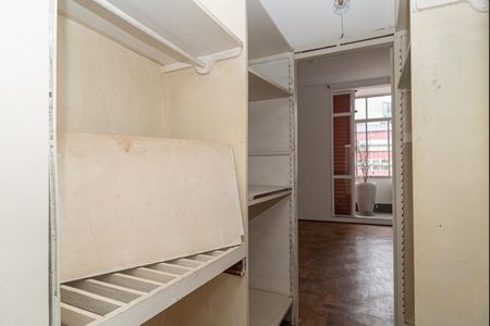 Apartamento à venda com 140m², 1 quarto e sem vaga Apartamento à venda com 140m², 1 quarto e sem vagaSuíte - Closet