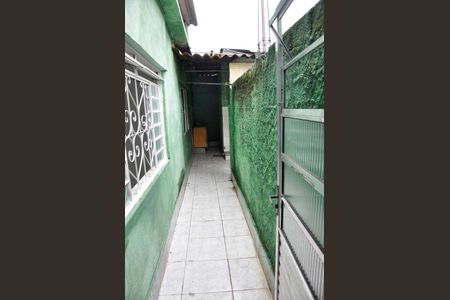 Casa para alugar com 100m², 3 quartos e 1 vagaDetalhe - Corredor