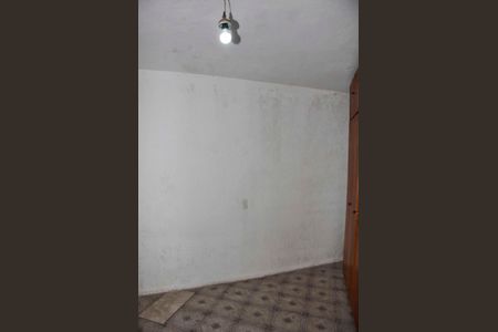 Casa para alugar com 100m², 3 quartos e 1 vagaDetalhe - Quarto 01 com Suíte