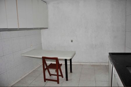 Casa para alugar com 100m², 3 quartos e 1 vagaDetalhe - Cozinha