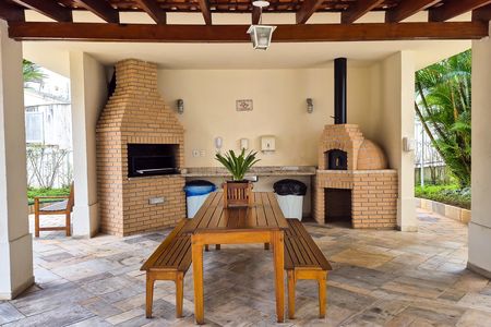 Apartamento à venda com 142m², 3 quartos e 3 vagasÁrea comum - Churrasqueira