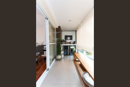 Apartamento à venda com 142m², 3 quartos e 3 vagasVaranda