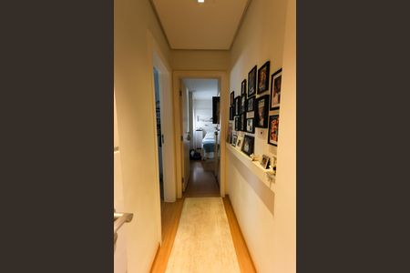 Apartamento à venda com 142m², 3 quartos e 3 vagascorredor