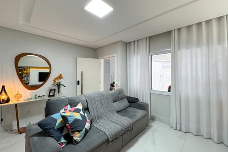 Casa à venda com 171m², 3 quartos e 4 vagas Casa à venda com 171m², 3 quartos e 4 vagasSala