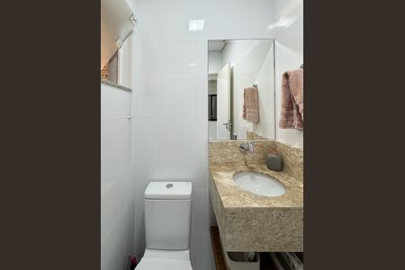 Casa à venda com 171m², 3 quartos e 4 vagas Casa à venda com 171m², 3 quartos e 4 vagasLavabo