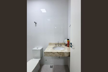 Casa à venda com 171m², 3 quartos e 4 vagas Casa à venda com 171m², 3 quartos e 4 vagasBanheiro - Suíte 2