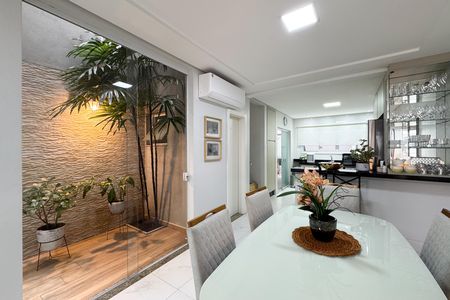 Sala de Jantar de casa à venda com 3 quartos, 171m² em Jardim Brasilandia, São Bernardo do Campo