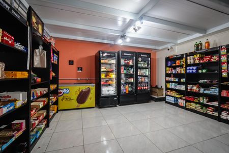 Apartamento à venda com 44m², 2 quartos e 1 vagaMini Mercado