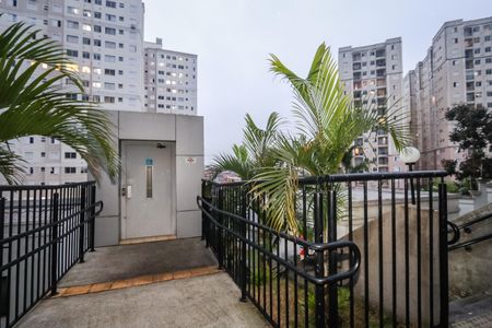 Apartamento à venda com 44m², 2 quartos e 1 vagaElevador PCD