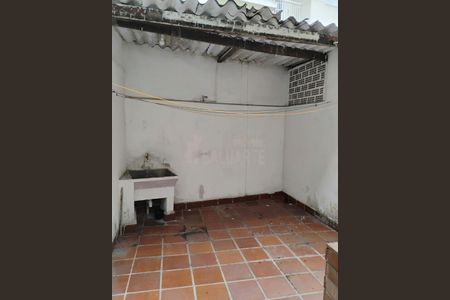 Casa à venda com 90m², 2 quartos e 1 vaga