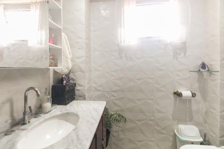 Apartamento à venda com 94m², 3 quartos e 1 vaga Apartamento à venda com 94m², 3 quartos e 1 vagaBanheiro