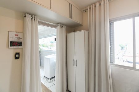 Apartamento à venda com 94m², 3 quartos e 1 vaga Apartamento à venda com 94m², 3 quartos e 1 vagaÁrea de Serviço - Quarto de Serviço