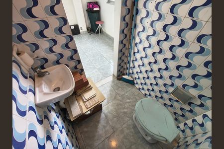 Apartamento à venda com 206m², 3 quartos e 2 vagas Apartamento à venda com 206m², 3 quartos e 2 vagasBanheiro Suite 1