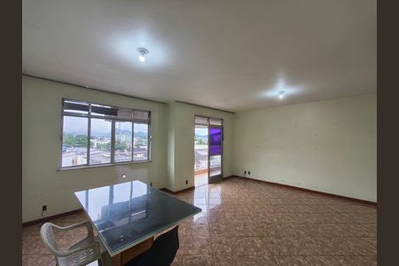 Sala de apartamento à venda com 3 quartos, 206m² em Taquara, Rio de Janeiro