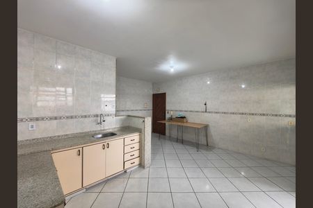 Apartamento à venda com 206m², 3 quartos e 2 vagas Apartamento à venda com 206m², 3 quartos e 2 vagasCozinha