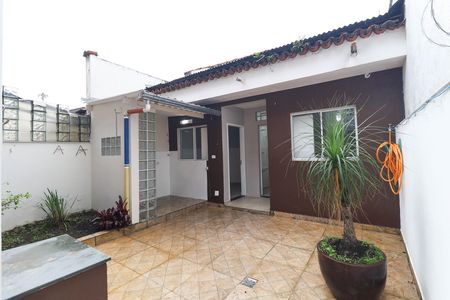 Casa à venda com 138m², 2 quartos e 2 vagas