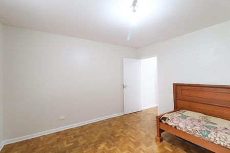 Casa à venda com 138m², 2 quartos e 2 vagas