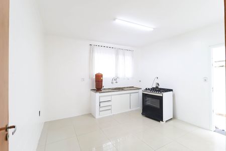 Casa à venda com 138m², 2 quartos e 2 vagas