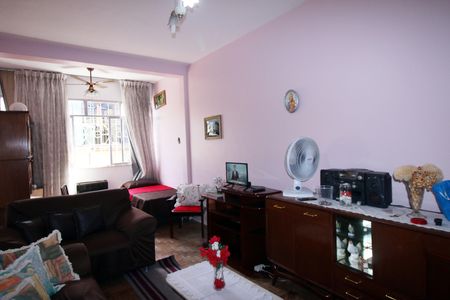 Sala de apartamento para alugar com 3 quartos, 80m² em Brás de Pina, Rio de Janeiro