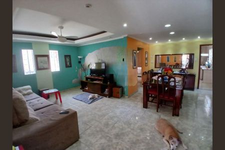 Casa à venda com 3 quartos, 232m² em Vila Santa Catarina, São Paulo