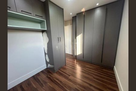 Apartamento à venda com 64m², 2 quartos e 1 vaga
