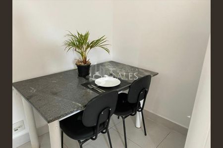 Foto 02 de kitnet/studio para alugar com 1 quarto, 35m² em Mirandópolis, São Paulo