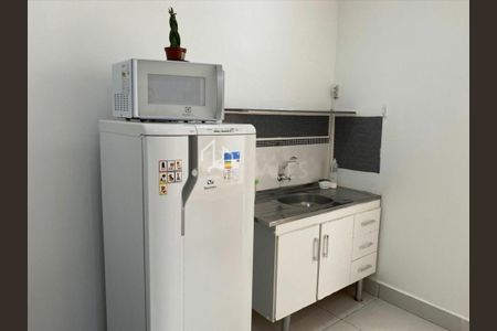 Foto 03 de kitnet/studio para alugar com 1 quarto, 35m² em Mirandópolis, São Paulo