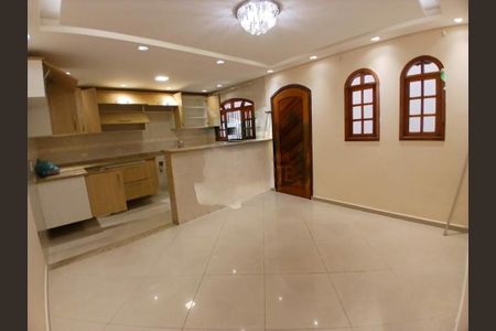 Casa à venda com 214m², 3 quartos e 4 vagas